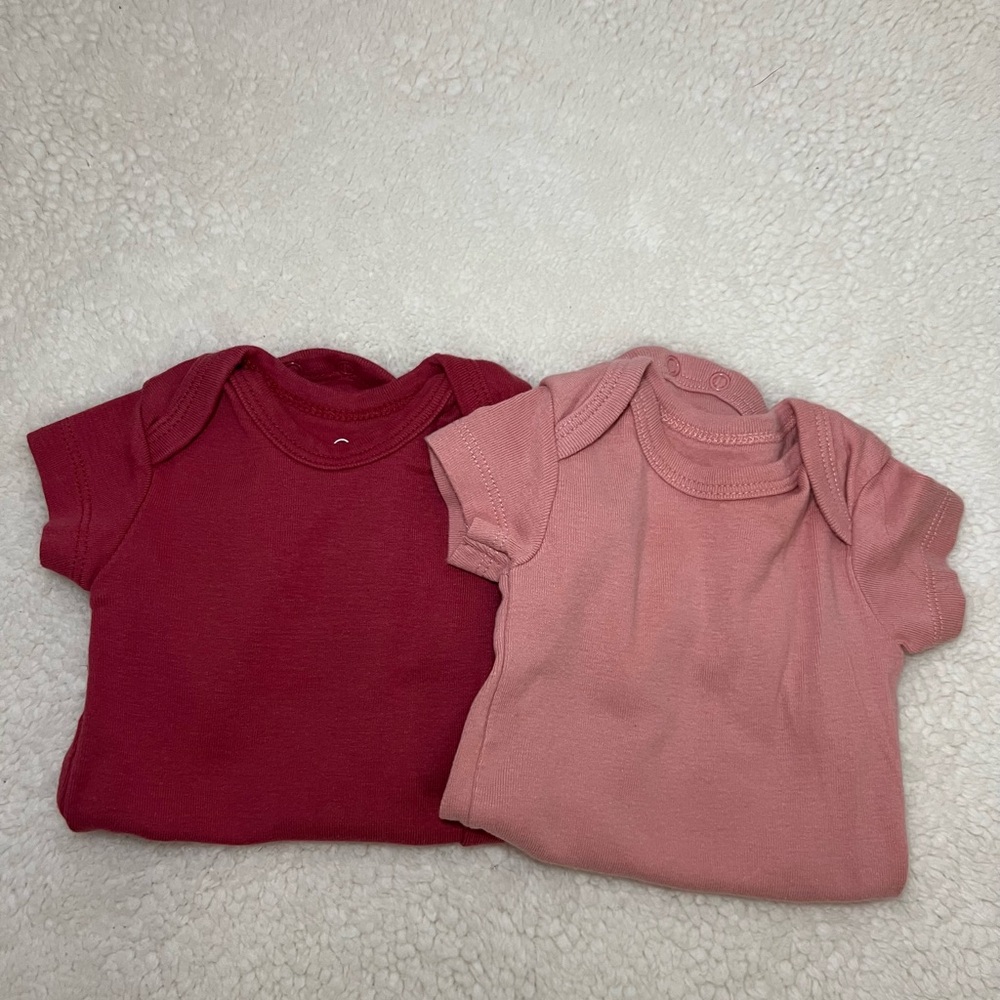 Honest baby onesies (2) pinks